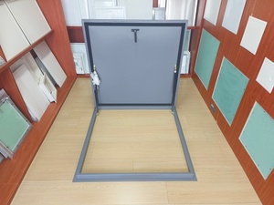 ช่องเปิดหลังคาอะลูมิเนียมเพื่อการเข้าถึงบนหลังคาอย่างปลอดภัย - Product Image 1