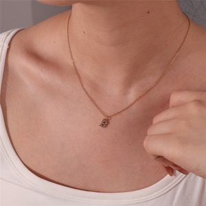 Popolare Collana in Acciaio Inossidabile con Iniziale Alfabeto A-Z 26 Lettere, Ciondolo con Zirconi Placcato <span class=keywords><strong>Oro</strong></span>, Gioielli per Donne - Product Image 2