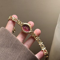 Jam Tangan Wanita Dial Oval Kecil Vintage Baru dengan Gelang Rantai Berongga untuk Pelajar Wanita, Jam Tangan Wanita Sederhana nan Indah untuk Hadiah