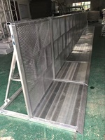 Barrière de scène pliable en aluminium pour événements et concerts avec certificat TUV – Barrières de contrôle des foules