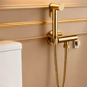Pulvérisateur <span class=keywords><strong>de</strong></span> bidet mural <span class=keywords><strong>de</strong></span> haute qualité en laiton rentable pour salle <span class=keywords><strong>de</strong></span> bain accessoire <span class=keywords><strong>de</strong></span> <span class=keywords><strong>toilette</strong></span> finition dorée spécifique à la salle <span class=keywords><strong>de</strong></span> bain - Product Image 4