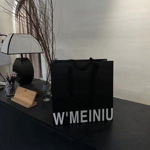 Sang trọng tùy chỉnh sinh thái thân thiện <span class=keywords><strong>Kraft</strong></span> Túi Quà Tặng Giấy bán lẻ Boutique mua sắm bao bì màu đen quần áo trang phục Túi - Product Image 6