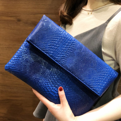 navy blue evening bolsa