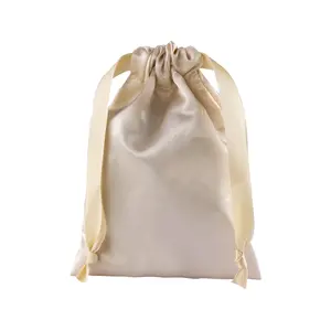 Sac en satin à cordon personnalisé pour merchandising - Product Image 1