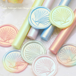 Bâtons de cire à cacheter ronds Aurora polarisants à paillettes dorées pour sceau de cire, scellage d'enveloppes, vente en gros - Product Image 1