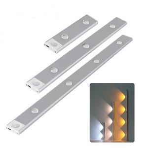 ไฟ LED ใต้ตู้ขนาด 45 ซม. พร้อมเซ็นเซอร์ตรวจจับความเคลื่อนไหว ชาร์จผ่าน USB สำหรับใช้ภายในอาคาร - Product Image 1