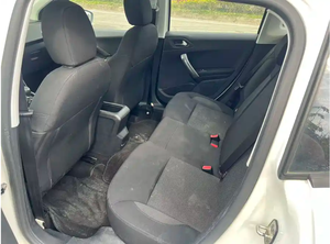 <span class=keywords><strong>Peugeot</strong></span> <span class=keywords><strong>2008</strong></span> 230THP 2016 Versione Automatic Pilot Usato Garantito SUV Francese Opzione Conveniente per il Mercato Internazionale di Auto Usate - Product Image 5