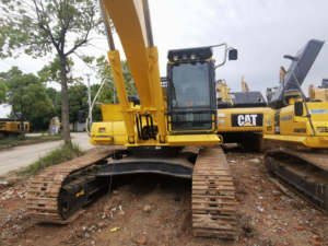 รถขุดโคมัตสึ PC450 มือสองคุณภาพสูงจากญี่ปุ่น น้ำหนัก 45 ตัน รถขุด KOMATSU PC 450 มือสอง ลดราคา - Product Image 3