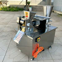 Fabrieksdirect Dumplinghuidjesmachine voor thuis en restaurantgebruik, mini-machine, Gyoza Dumpling Automatische Machine, concurrerende prijs