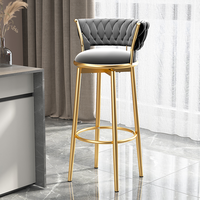 Tabouret de bar de luxe moderne pour cuisine, chaise haute avec structure en métal doré et revêtement en velours et cuir – Meuble de table réglable en plastique