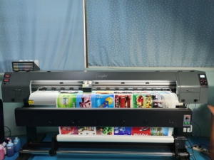 <span class=keywords><strong>Impresora</strong></span> de Sublimación Yinghe 1800A de 6 pies de Formato Grande con Cabezal XP600/I3200/DX5 para Ropa - Product Image 3