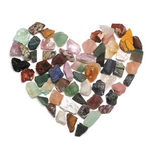 Commercio all'ingrosso naturale di quarzo rosa ametista Semi prezioso taglio grezzo Mix di <span class=keywords><strong>pietra</strong></span> grezza per gioielli - Product Image 1