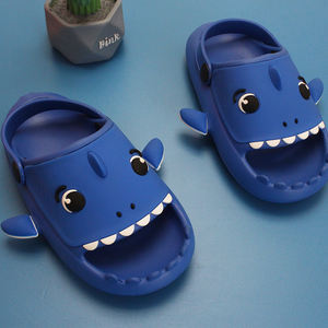 GRS Cozy más suave almohada Zueco mejorado dibujos animados para niños tobogán de tiburón pies desmontables encanto de <span class=keywords><strong>goma</strong></span> correa trasera <span class=keywords><strong>Eva</strong></span> Zueco Niño - Product Image 6