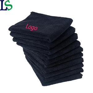 Vente en gros de serviettes de spa personnalisées brodées en microfibre pour cheveux noirs, salon de coiffure et de beauté résistant à l'eau de javel - Product Image 1