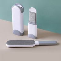 Rouleau à peluches auto-nettoyant double face pour enlever les poils d'animaux de compagnie de la vêtement