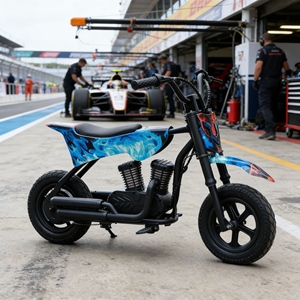 Vente en gros de mini <span class=keywords><strong>chopper</strong></span> <span class=keywords><strong>Harley</strong></span> électrique pour enfants, 250W, 25 km/h, pour enfants de 10 à 15 ans, utilisation en ville et au parc - Product Image 2