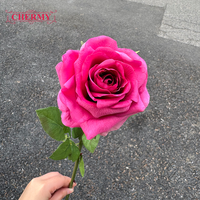 Rose artificielle rose vif DC199 au toucher réaliste pour la décoration de mariage et de la maison