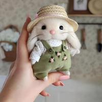 귀여운 정원사 털복숭이 토끼 인형 밀짚모자 토끼 열쇠고리 부드러운 스퀴시 인형 부활절 장식