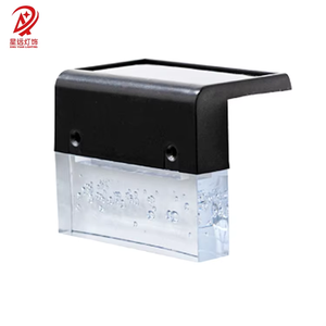 Lampe murale extérieure étanche IP65 au design moderne, en plastique ABS, lumière <span class=keywords><strong>LED</strong></span> RGB chaude, lumière solaire noire pour le sol - Product Image 1