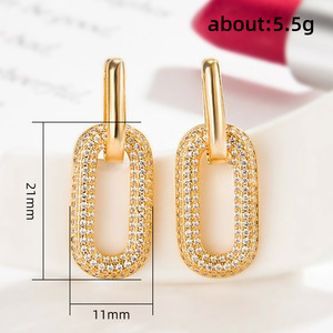 Orecchini a Cerchio Ovali alla Moda, Gioielli Minimalisti ed Eleganti con Accenti Scintillanti per Donne - Product Image 4