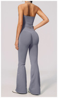 Ensemble de fitness pour femme : haut court sans couture à col halter et dos nu, taille haute, effet ventre plat, et leggings évasés pour la gym, le yoga et les activités sportives
