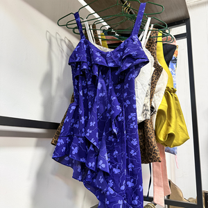Top Camisero Y2K de Moda con Tirantes Ajustables, Ajuste Ceñido, Sin Mangas, Estilo Urbano, Top Corto para Mujer, Ropa Usada al por Mayor en Pacas de 50kg - Product Image 3