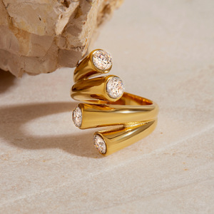 แหวนสแตนเลสสตีลชุบทอง 18K ประดับเพชรซิร์คอน ดีไซน์เปิดสองชั้น ลายคลื่นเรขาคณิต เครื่องประดับสำหรับทุกเพศ เหมาะสำหรับเป็นของขวัญ - Product Image 3