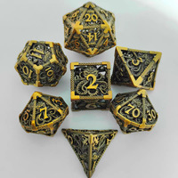 Jeu de dés à facettes multiples en métal massif, 7 pièces, couleurs or et argent, adapté à divers jeux de table, jeux de rôle dans des donjons