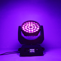 SHEHDS 36*18W LED Wash Moving Head RGBWAUV 6-en-1 DMX512 Zoom Éclairage de Scène pour Fêtes et Discothèques