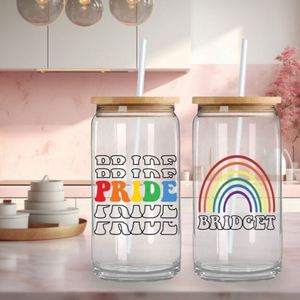 Cadeau du mois : Tasse en verre pour café glacé avec couvercle et paille, thème Fierté LGBTQ - Product Image 2
