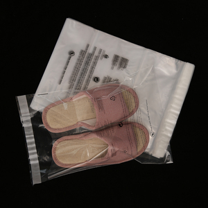 Sacs d'emballage <span class=keywords><strong>en</strong></span> <span class=keywords><strong>plastique</strong></span> imperméables autocollants personnalisés avec avertissement de suffocation, directement de l'usine - Product Image 3