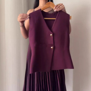 2025 di serie nuovo gilet Casual gonna a pieghe abito modello solido stile europeo americano per il pendolarismo estivo - Product Image 3