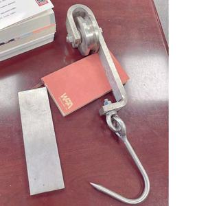 Ganchos colgantes <span class=keywords><strong>de</strong></span> acero inoxidable para carne <span class=keywords><strong>de</strong></span> matadero <span class=keywords><strong>de</strong></span> ganado OEM para precio <span class=keywords><strong>de</strong></span> equipo <span class=keywords><strong>de</strong></span> matanza <span class=keywords><strong>de</strong></span> vacas - Product Image 1