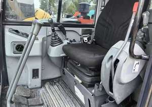 Miniexcavadora usada Kubota KX185 8T - Product Image 3