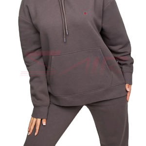 Sweat à capuche surdimensionné en molleton 100% coton 450gsm pour femmes avec logo et badge Col à capuche épais de couleur unie - Product Image 5