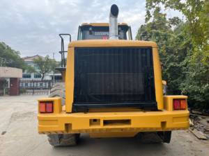 Chargeuse sur pneus CAT 966H d'occasion, chargeuse frontale Caterpillar 966H, chargeuse sur pneus de 6 tonnes avec moteur Cat, en bon état de fonctionnement - Product Image 3