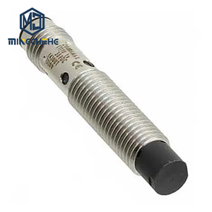 Interrupteur de proximité cylindrique E2B-S08KS01-MC-C1 E2B-S08KN02-MC-B1 E2B-S08LS01-MC-B1 Connecteur DC à 3 fils - Product Image 1