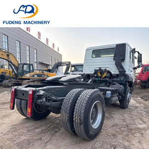 Camion tracteur <span class=keywords><strong>d</strong></span>'occasion Howo 4*2 à bas <span class=keywords><strong>prix</strong></span>, résistant aux crevaisons, conduite à gauche/droite, 371-400 CV, à vendre - Product Image 3