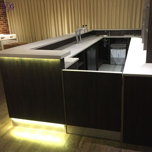 Mostrador de barra de cocina personalizado para el hogar, Diseño de barra LED de superficie sólida con fregadero para lugares pequeños - Product Image 2