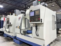 Centre de fraiseuse verticale CNC VMC modèle 850 YCM FV85 à vendre