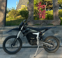 Moto tout-terrain TE5 7273A défiant la gravité pour la course de montée sur les falaises verticales