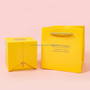 Caja de papel abierta de doble cara de lujo para conjunto de joyería elegante flor de Rosa eterna revestimiento UV y caja de grabado para collar de anillo - Product Image 6