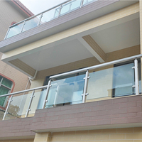 Garde-corps en verre réglable pour balcon, design moderne, en acier inoxydable, avec poteau carré, pour villa et hôtel, en verre trempé