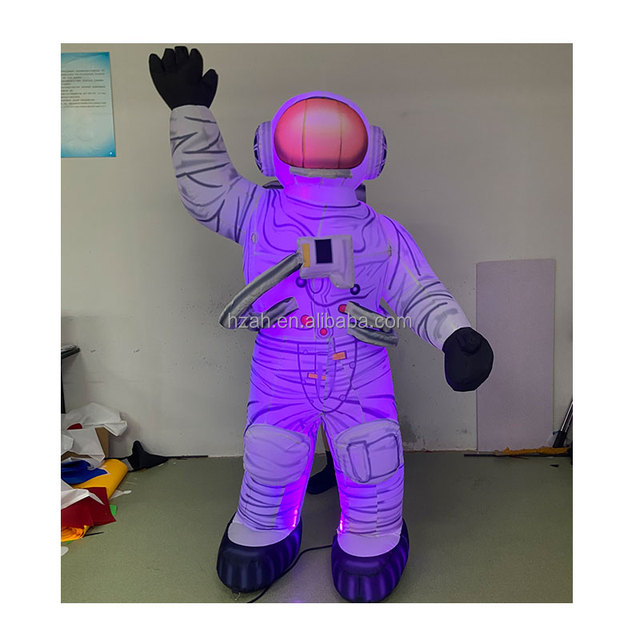 6.5ft Inflatable Astronaut with LED Light Inflatable Spaceman Model for Event Decoration