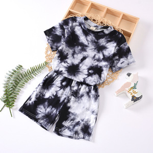 Ensemble T-shirt et short tie-dye multicolore 2 pièces pour enfants (garçons et filles) – Collection été 2021 – Vêtements tendance pour enfants – Vente en gros - Product Image 2