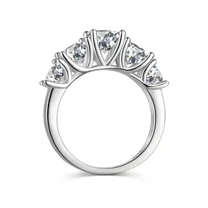 Simple And Luxurious S925 Sterling Silver 1 Carat 6.5mm Round Zirconium Inlaid Ring For Women