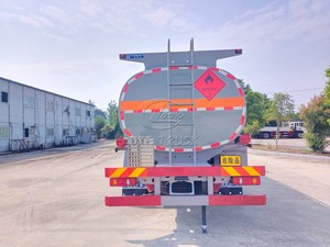 Camion-citerne à huile de grande capacité, neuf et personnalisé, 10m³-15m³, pour le transfert d'huile usagée, camions de ravitaillement, camions de remplissage, à vendre - Product Image 3