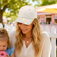 Gorra de Béisbol Personalizada con 6 Paneles Estructurados, Visera con Estampado de Patchwork, Visera Impresa a Dos Tonos, Cierre a Presión, para Mujer