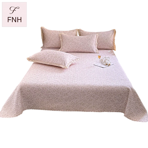 Nouvelle collection : Parure de <span class=keywords><strong>lit</strong></span> trois pièces en coton <span class=keywords><strong>matelassé</strong></span>, style coréen, motif floral frais, personnalisable, toutes saisons, avec taie d'oreiller en dentelle - Product Image 1