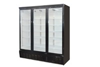 Vitrine Réfrigérée Verticale à Trois Portes en Acier Inoxydable avec Contrôle Numérique pour l'Affichage des Aliments Frais Préemballés en Hypermarché
